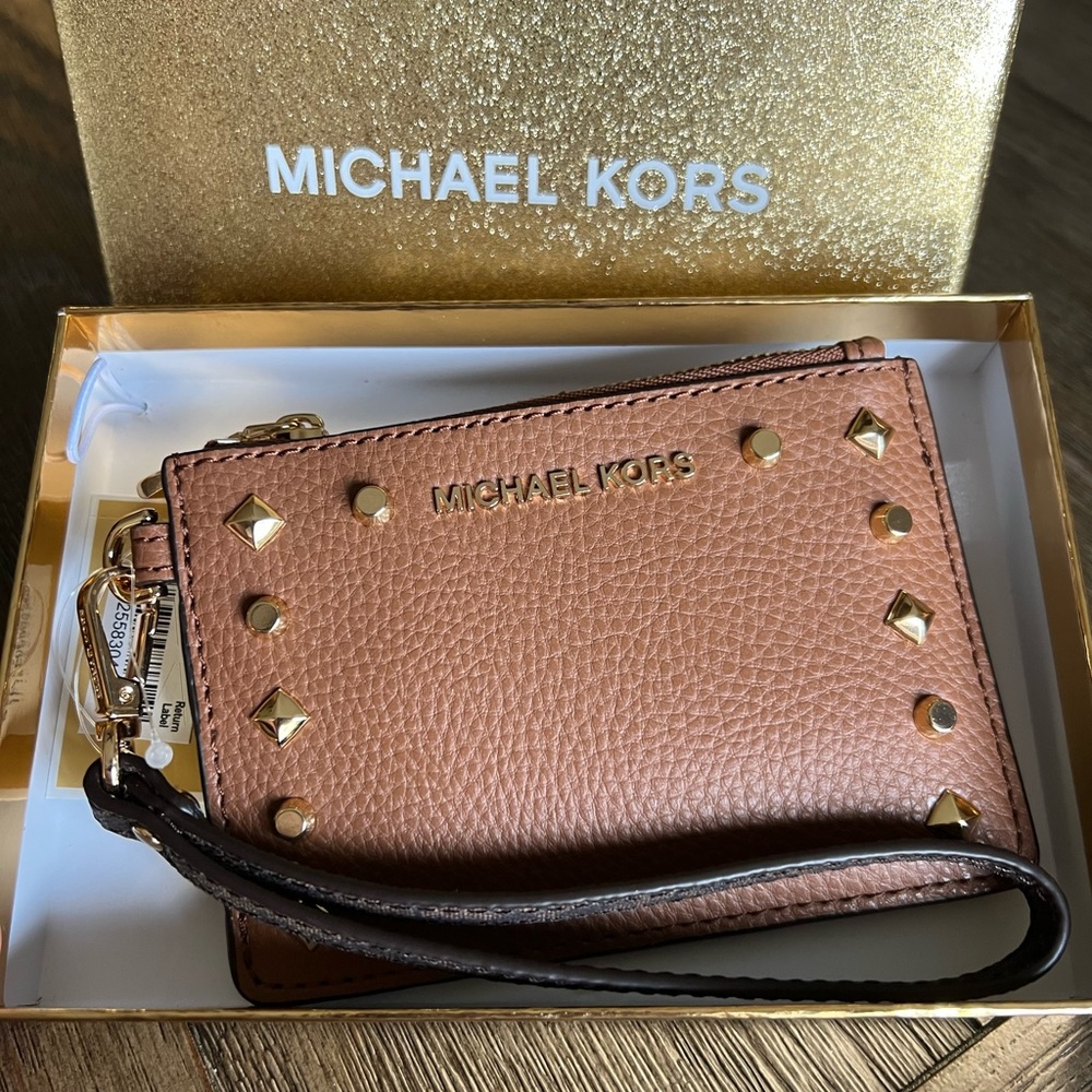 MICHAEL KORS Wristlet - Picture 7 of 11